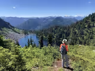 Hike.jpg