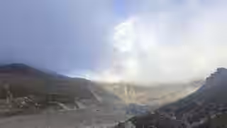 stunning makalu inside cloud (1).jpg