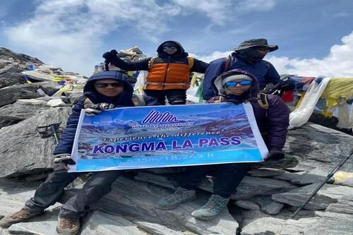 How difficult is the Everest Three Pass Trek?