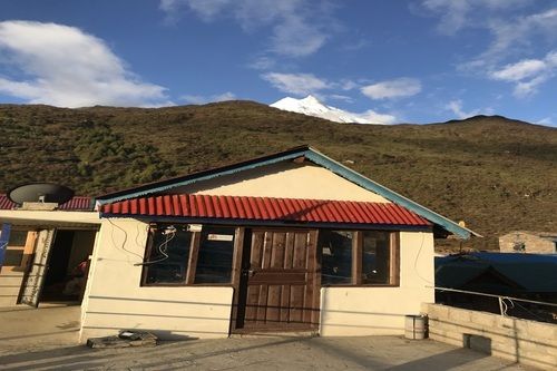Manaslu circuit trek food and accommodation