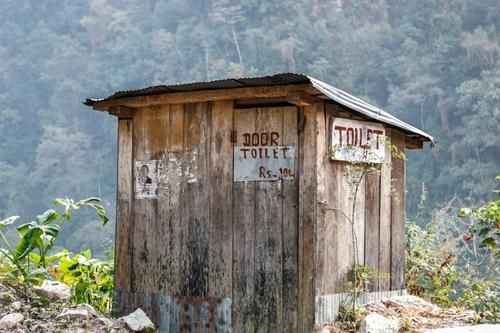 Toilets and Showers along the Manaslu Circuit Trek Route