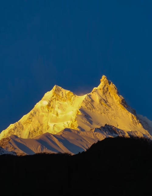 Manaslu Trekking