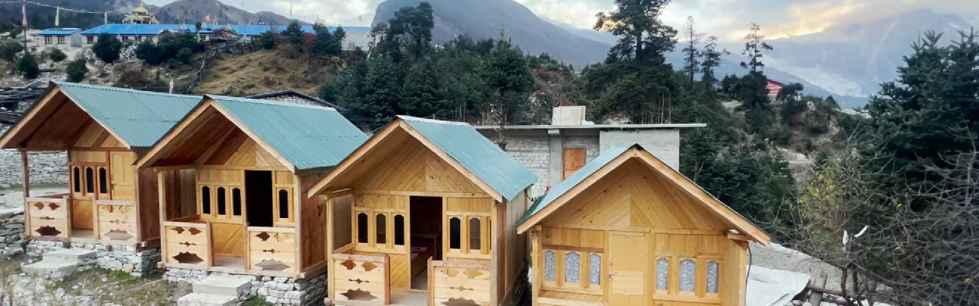 Manaslu circuit trek detailed cost 2026